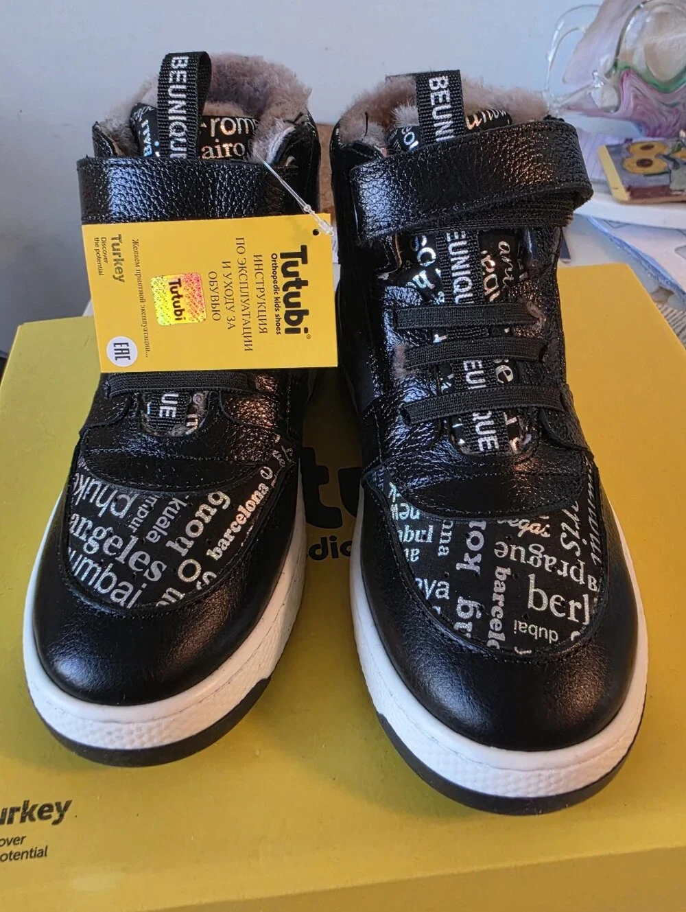 TUTUBI big Kids Leather Sneakers With Real Shirling Lining And Ortopedic Soles